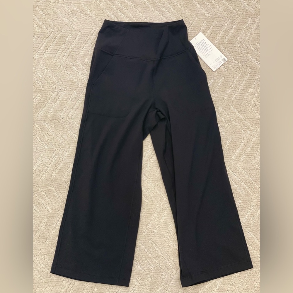 New lululemon Align Wide Leg Crop